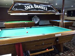 Richmond Henty Hotel