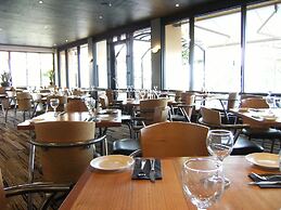 Richmond Henty Hotel