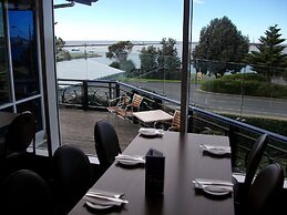 Richmond Henty Hotel