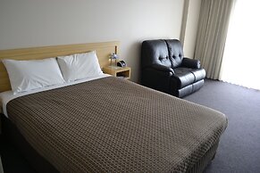 Richmond Henty Hotel