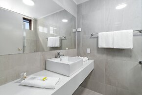 Sherbourne Terrace Hotel