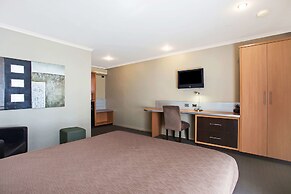 Comfort Inn On Raglan