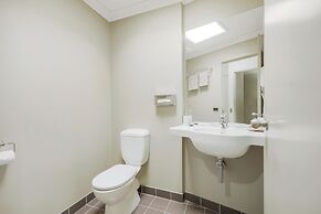 Comfort Inn On Raglan