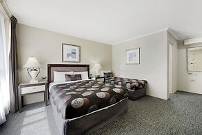 Comfort Inn On Raglan