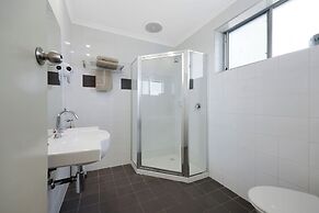 Comfort Inn On Raglan