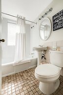 Rosellen Suites At Stanley Park