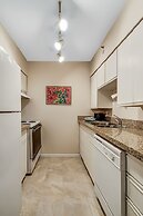 Rosellen Suites At Stanley Park