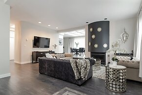 Rosellen Suites At Stanley Park