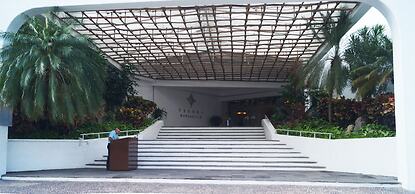 Tesoro Manzanillo All Inclusive