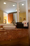 Emerald Beach Resort