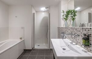 Château Belmont Tours by The Crest Collection