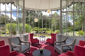 Château Belmont Tours by The Crest Collection