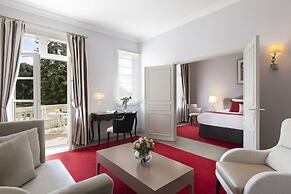 Château Belmont Tours by The Crest Collection