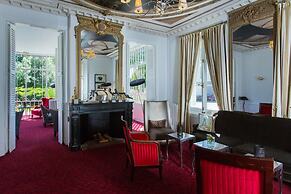Château Belmont Tours by The Crest Collection
