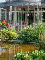 Château Belmont Tours by The Crest Collection