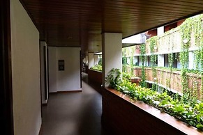 Yacht & Golf Club Paraguayo, a Tribute Portfolio Resort