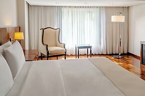 Yacht & Golf Club Paraguayo, a Tribute Portfolio Resort