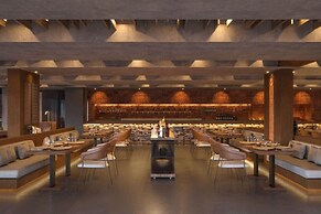 Yacht & Golf Club Paraguayo, a Tribute Portfolio Resort