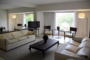 Yacht & Golf Club Paraguayo, a Tribute Portfolio Resort