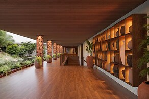 Yacht & Golf Club Paraguayo, a Tribute Portfolio Resort