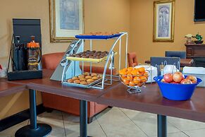 Days Inn by Wyndham Anderson IN