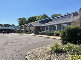 Nichols Inn of Hastings