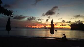 Gem Holiday Beach Resort