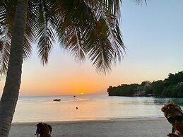 Gem Holiday Beach Resort