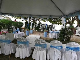 Gem Holiday Beach Resort