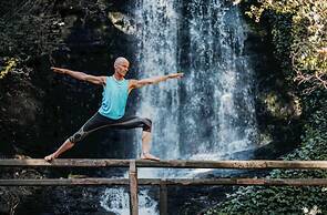 La Cascada Casa Patagónica by DON