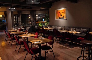 La Cascada Casa Patagónica by DON