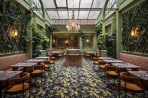 Royal Garden Champs-Elysées