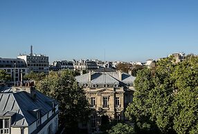 Royal Garden Champs-Elysées