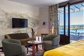 Les Tresoms Lake and Spa Resort