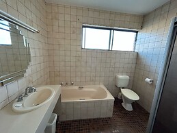 Ceduna East West Motel