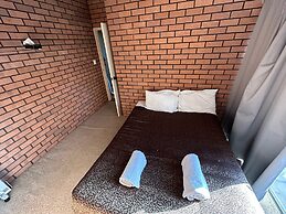 Ceduna East West Motel