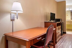 Econo Lodge Inn & Suites Maingate Central