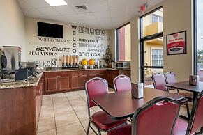 Econo Lodge Inn & Suites Maingate Central