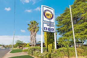 Plainsman Motel