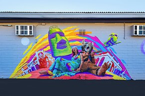 Hotel McCoy - Art, Coffee, Beer, Wine