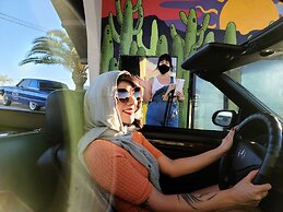 Hotel McCoy - Art, Coffee, Beer, Wine