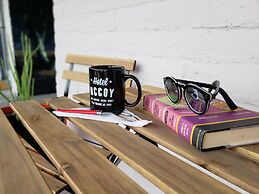 Hotel McCoy - Art, Coffee, Beer, Wine