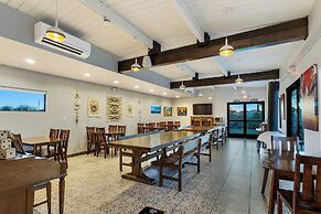 Hotel McCoy - Art, Coffee, Beer, Wine