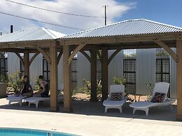 Hotel McCoy - Art, Coffee, Beer, Wine