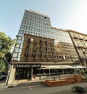 Ibis Styles Palermo Cristal