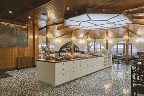 Mesón Castilla Atiram Hotel