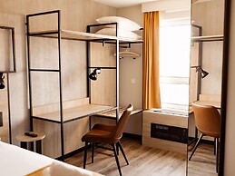 Ibis Clermont Ferrand A71 A75 La Meridienne