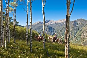 The Pines Lodge, A RockResort