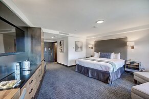 The Pines Lodge, A RockResort