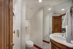 The Pines Lodge, A RockResort